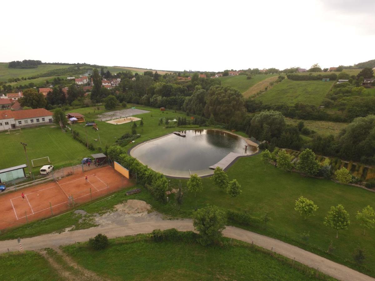 Apartman Pod Borovici Kovalovice Kültér fotó